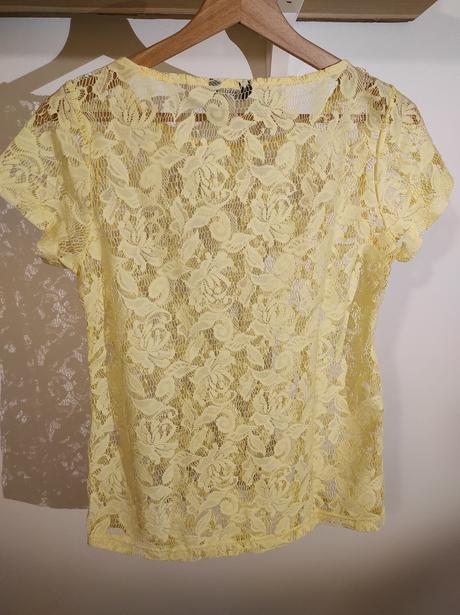 Bledo zlte cipkovane tricko, f&f,s