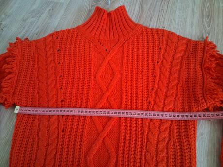 Oranžovo-červený sveter, mango,s