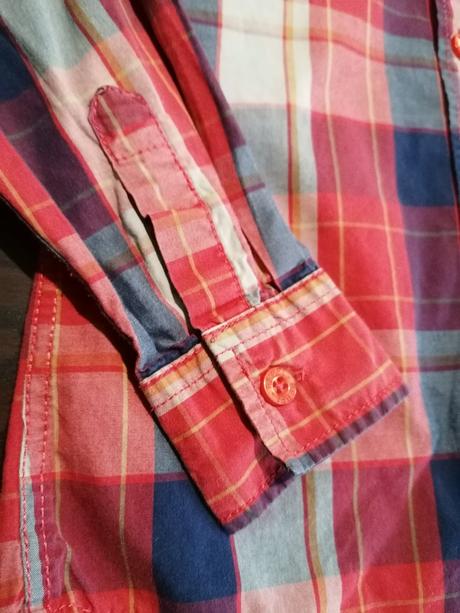 Červená košeľa, rebel,98