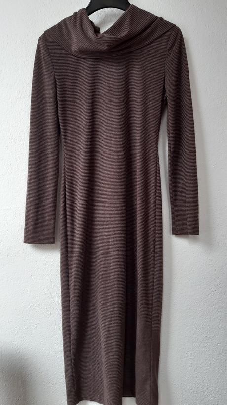 Zľava - šaty s dlhou vestou, s