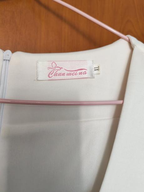 Peplum hrubé kostýmové šaty, xl
