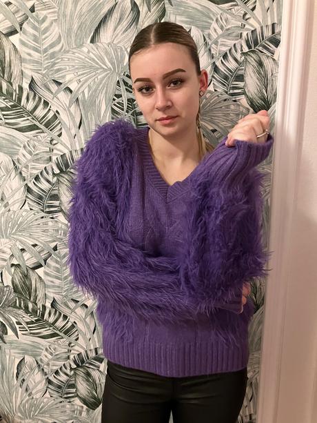 Dámsky huňatý sveter fialový s/m, m / s