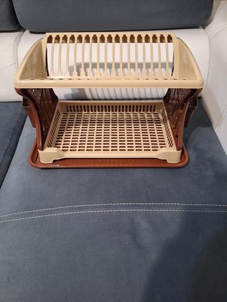 Odkvapávač riadu poschodový, 