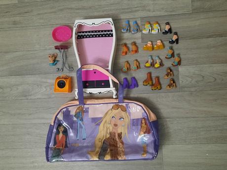 Barbie my scene nábytok, taška a doplnky,