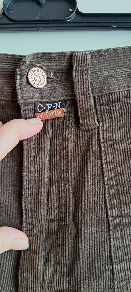 Menčestrová mini sukňa, s