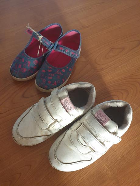 Botasky c.33 a tenisky na donosenie cena spolu, 33