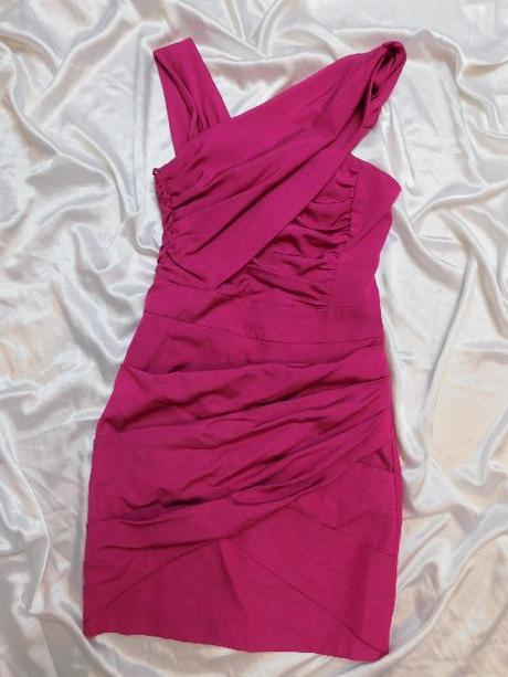 Luxusne saty na slavnost, 34