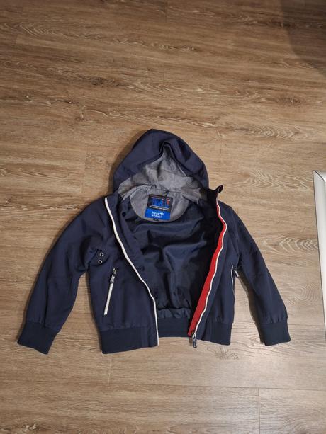 Ľahká prechodná bunda, 134