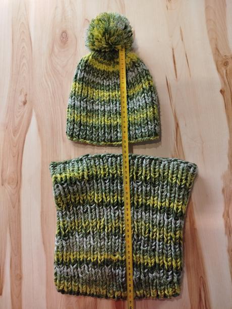 Teplá čiapka s nákrčníkom, 128