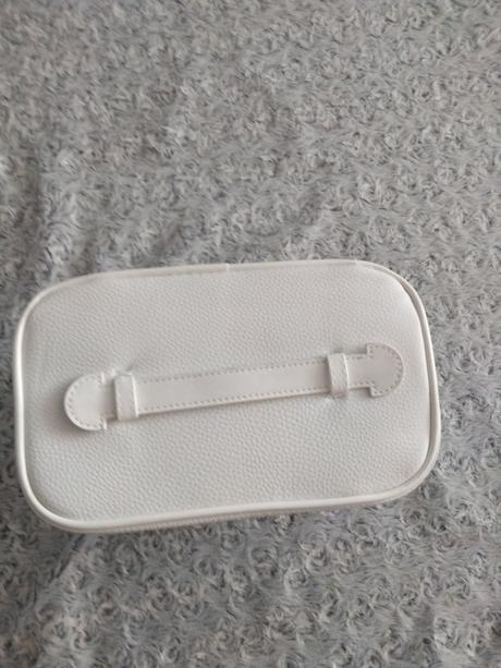 Kozmeticka taštička,