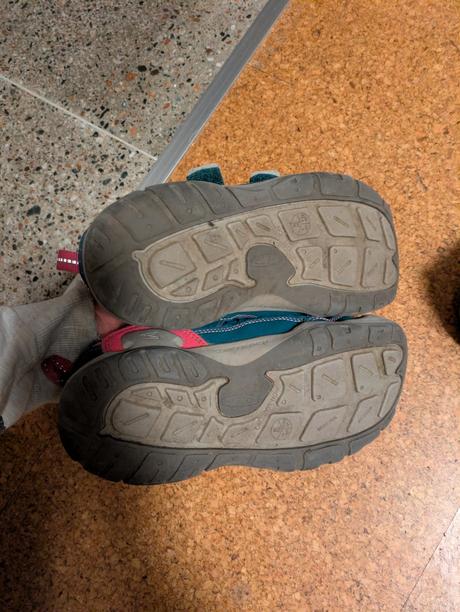 Keen turisticke, keen,36