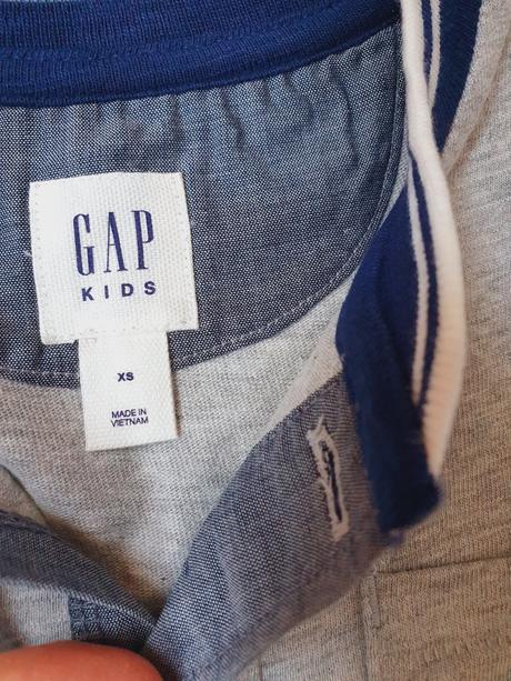 B904 tričká 2ks gap, rovnaké, 110