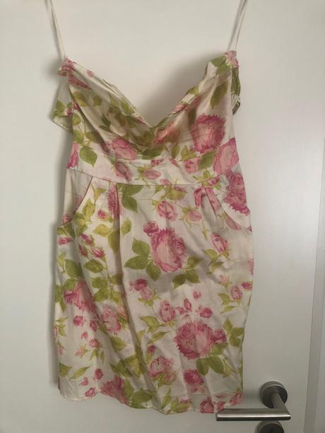 Letne satocky, miss selfridge,36