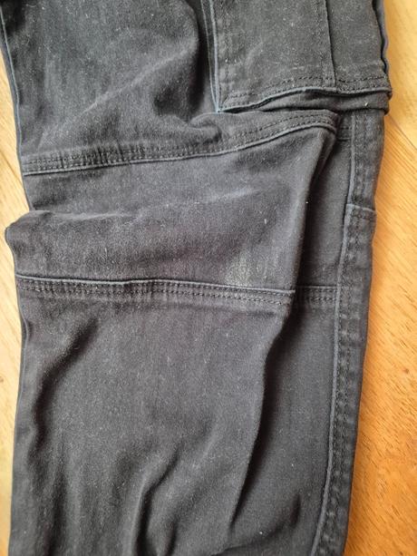 Čierne kapsáče, h&m,164