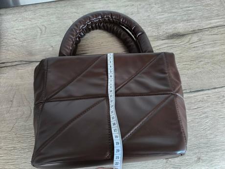 Prešívaná kabelka, gate