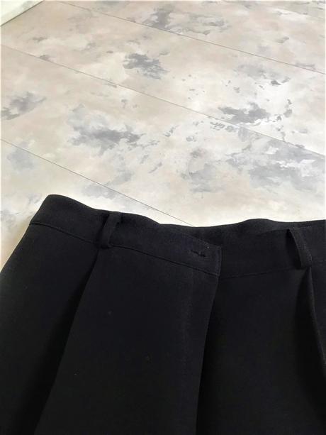 Kvalitné luxusné hrubšie nohavice, xl