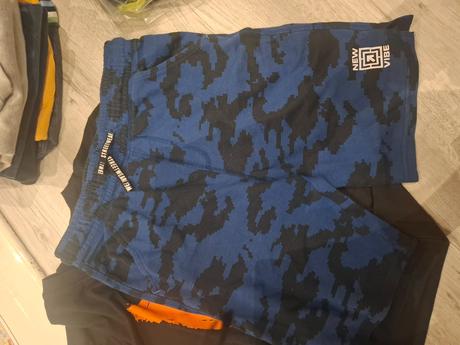 Balík trička, kraťasy veľ.140, cca32ks, 140–152