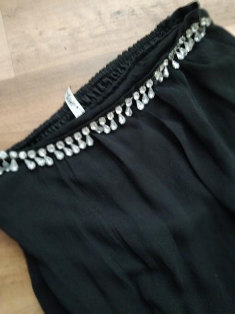 Overal s ozdobnými kamienkami, m