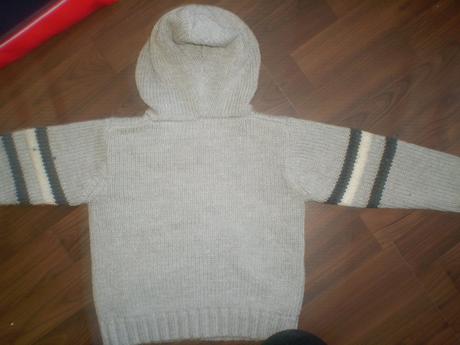 Svetrík pre chlapčeka, 92