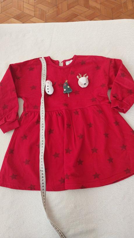 Šaty vianočné, 98