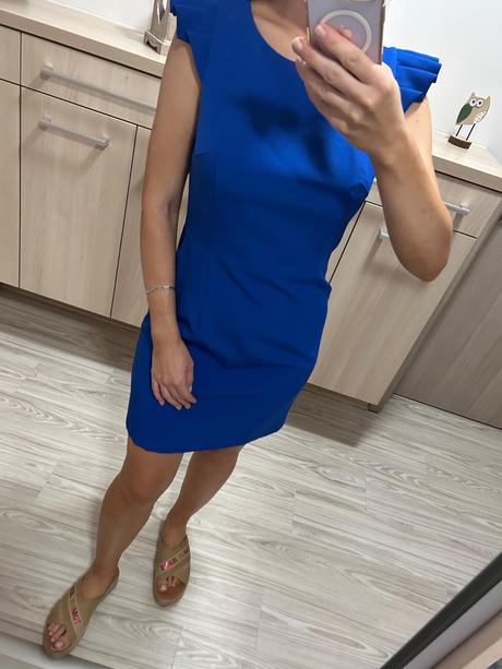 Spoločenské šaty, 38