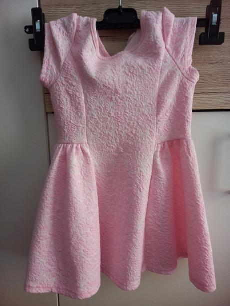 Dievcenske saty, pepco,104