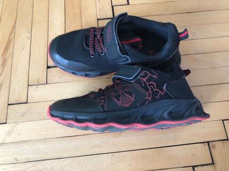 Blikajúce tenisky star wars, 30