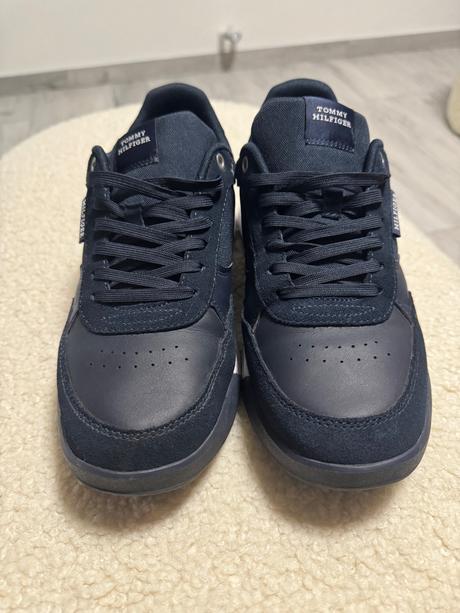 Botasky th, tommy hilfiger,42