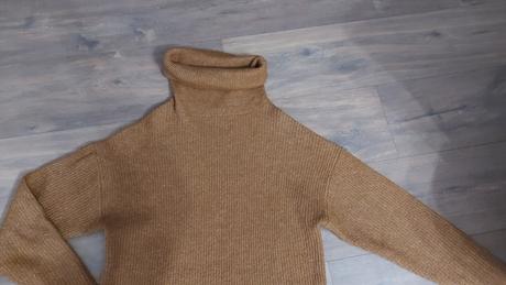 Svetrikove saty, amisu,s