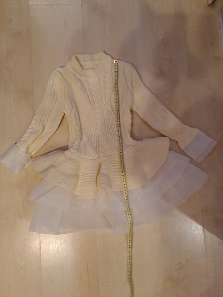 Slávnostné šaty, 122