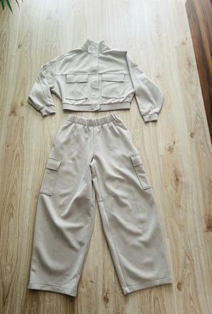 Krásny štýlový komplet značky oysho, pc 110 eur, m