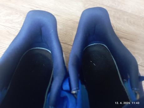 Tenisky s poštovným, adidas,38