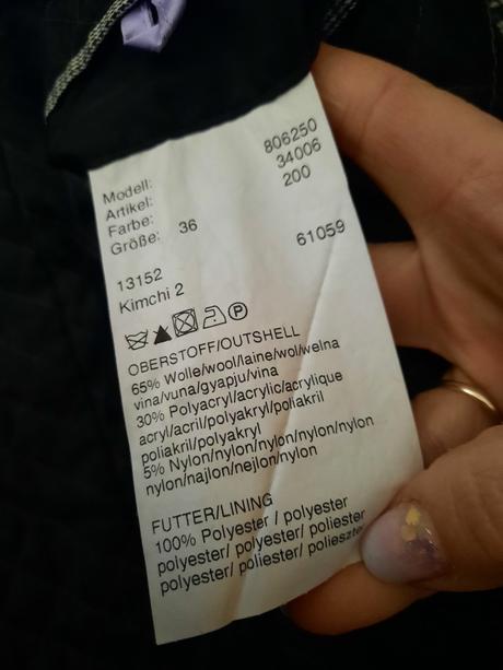 Dámsky kabát s kapucňou, 36