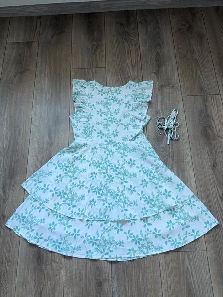 Kvietkované šaty, s