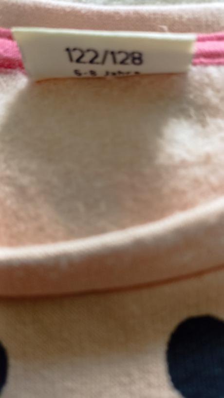 3x mikina cez hlavu veľ. 122, sinsay,122