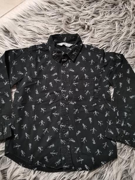 Čierna košeľa, 98