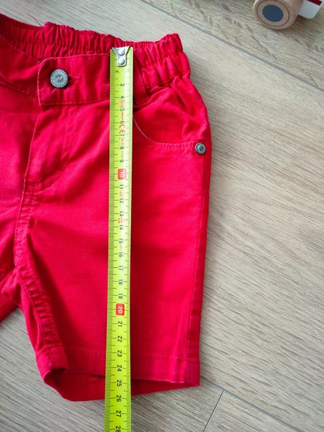 Chlapčenské červené kraťasy šortky, veľ. 80, 80