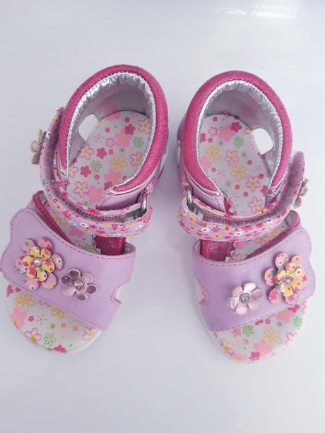 Ortopedicke sandalky, 22