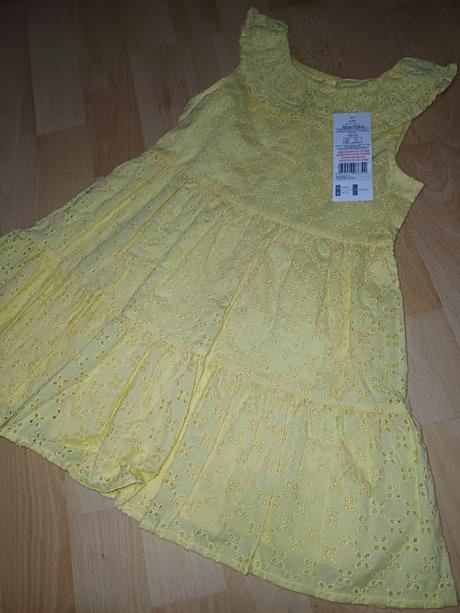 Nové veci pre dievčatko v.110, 104–116