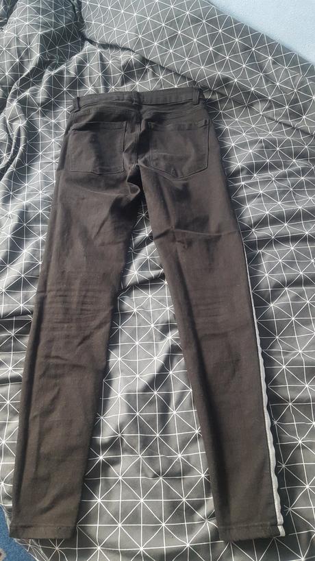 Nohavice, bershka,36