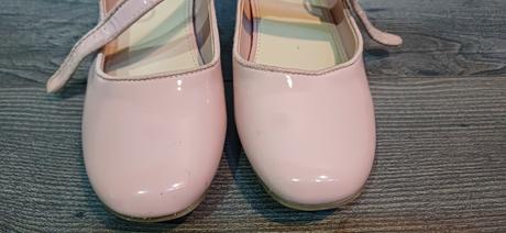 Lakované topánky na podpätku, nelli blu,32