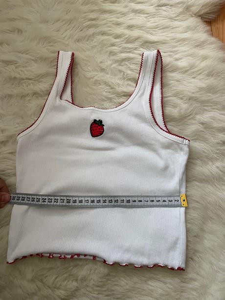 Tielko s jahododou, xs