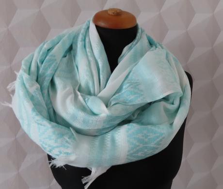 Bavlnený šál, biely so zeleným vzorom, xxl