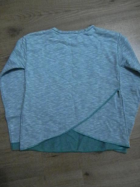 Mikinka zn. sisley, 146