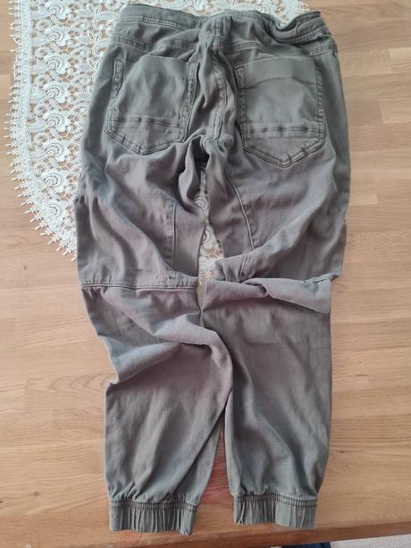 Nohavice, chapter young,152