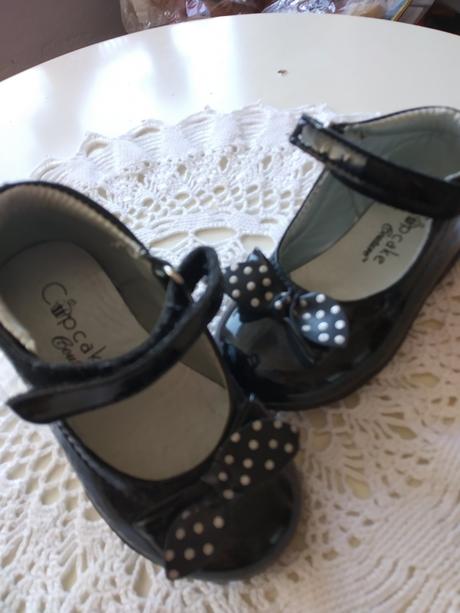 Predám krásne čierne lakovky zanovne, 21