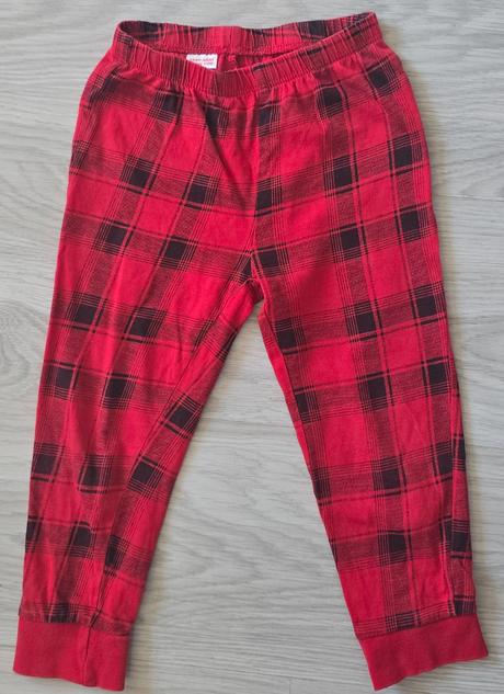 Pyžamo, lupilu,98