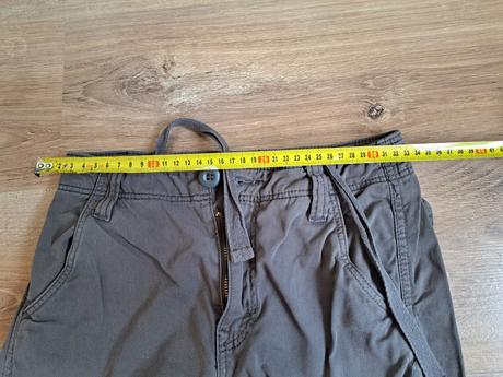 Nohavice, bershka,32