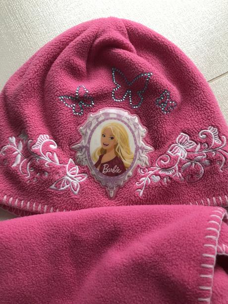 Čiapka barbie a šál, disney,122