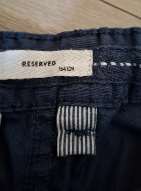 Kraťasy, reserved,164